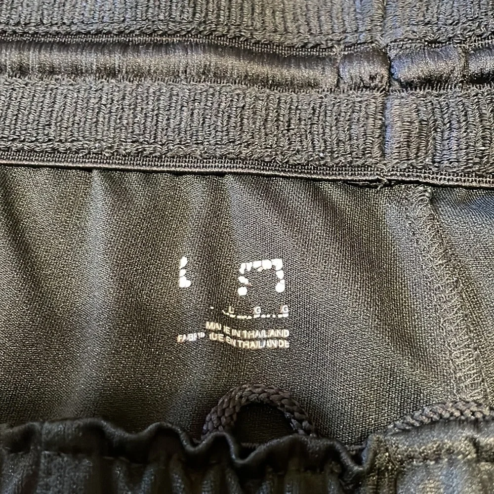 Nike LeBron Basketball Shorts - Picture 4 of 5